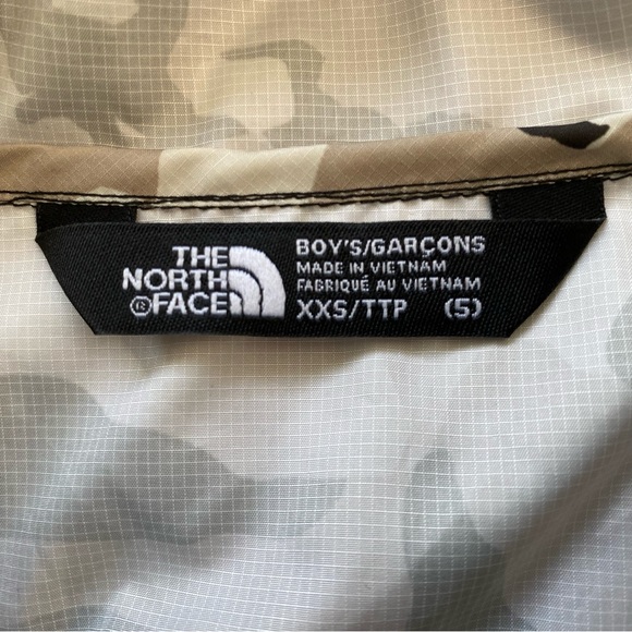 Northface WindWall WindBreaker Camo Hooded Jacket - Picture 7 of 10